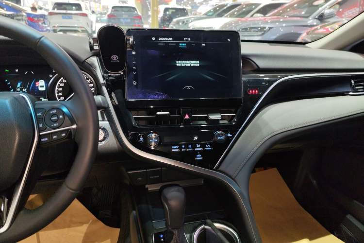 Used Toyota Camry 2021 2.0G Luxury Edition