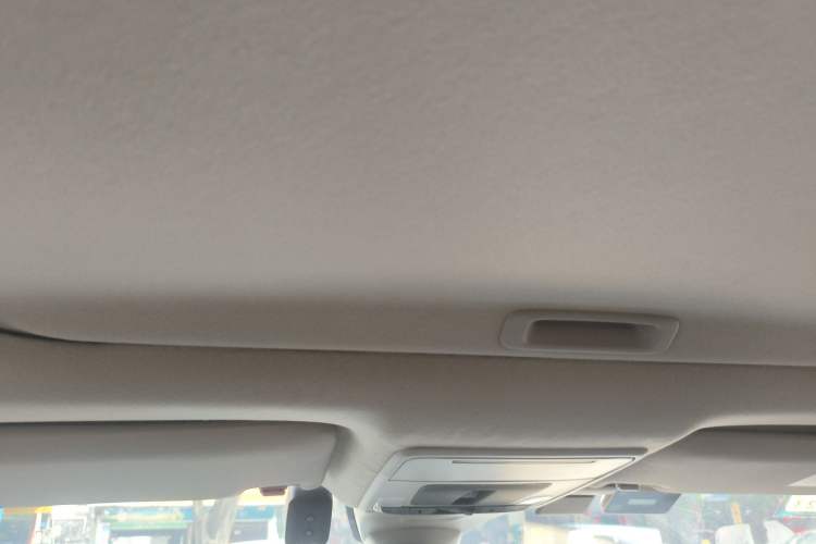 Used Honda Civic 2022 240TURBO CVT Dynamic Edition Headliner