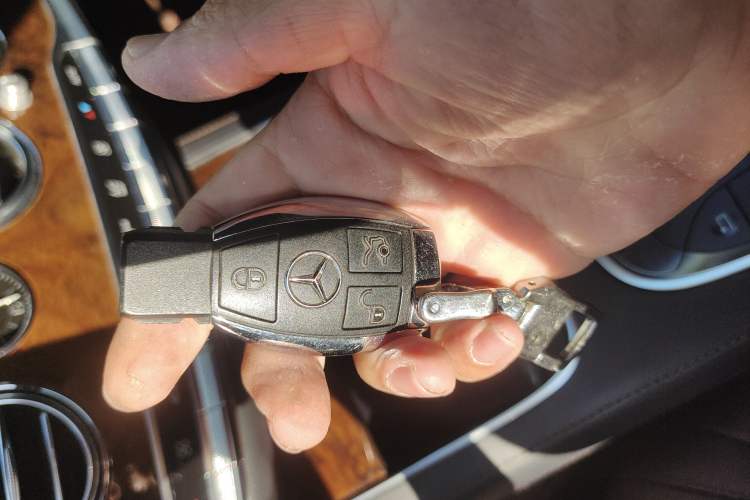 Used Mercedes-Benz S-Class 2015 S 400 L Vehicle Key