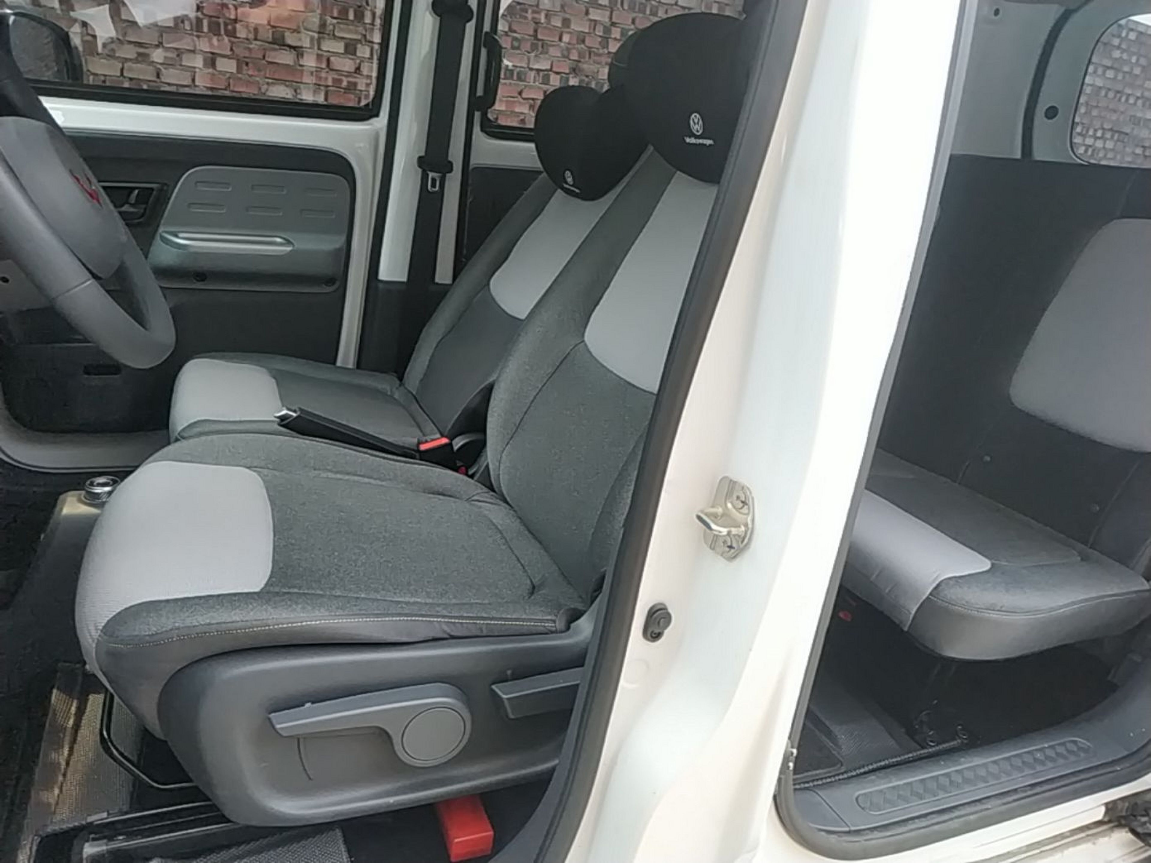 Vordere Reihe im Auto