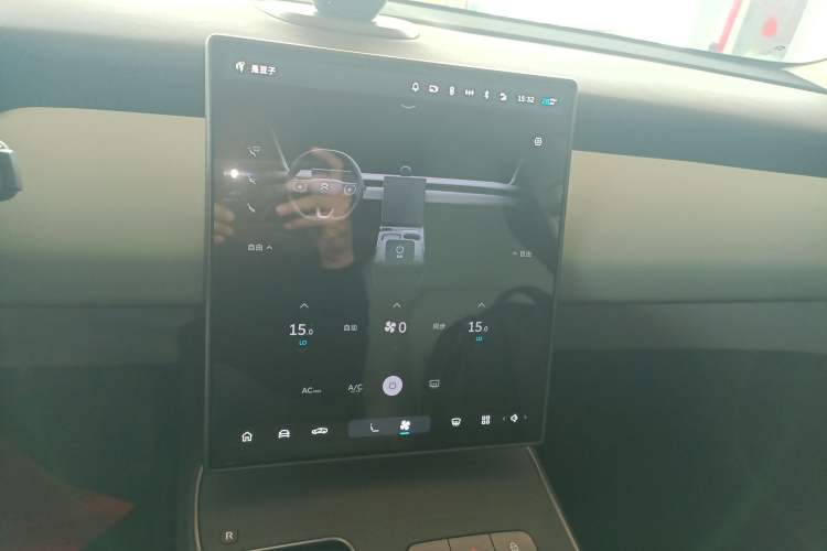 Used Nio ET5 2022 75 kWh Audio And AC Panel