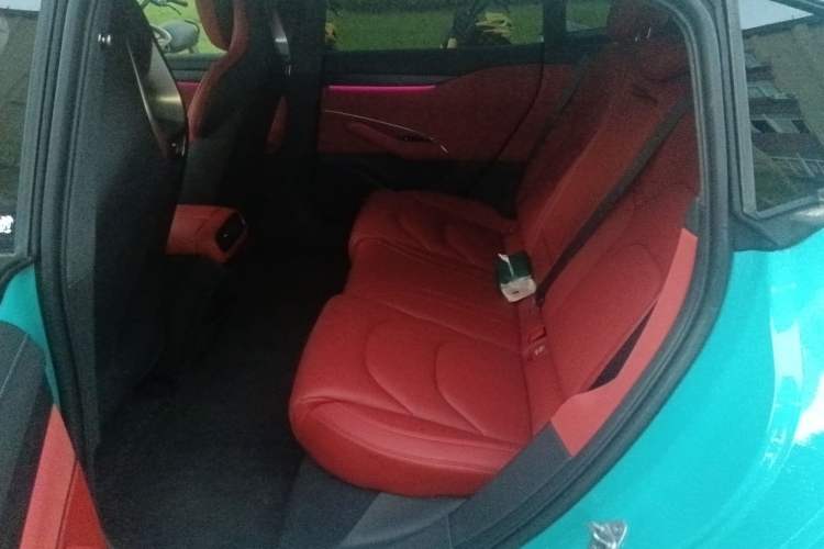 Used Xiaomi Auto SU7 2024 Rear-Drive Ultra-Long Range Advanced Pro-Level Intelligent Driving Version