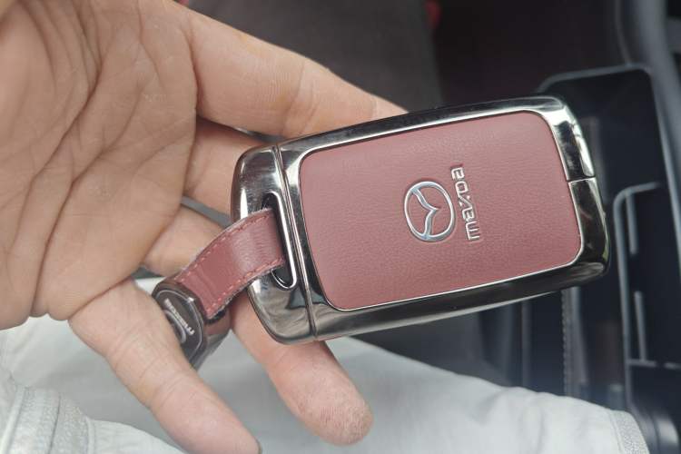 Used Mazda 3 Axela 2020 1.5L Automatic Luxury Version Vehicle Key