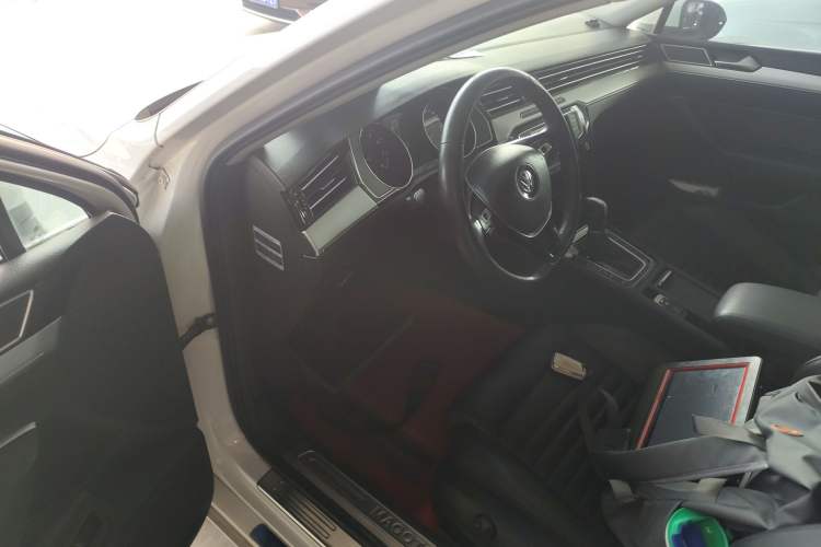 Used Volkswagen Magotan 2017 280TSI DSG Leading Edition Driver Seat