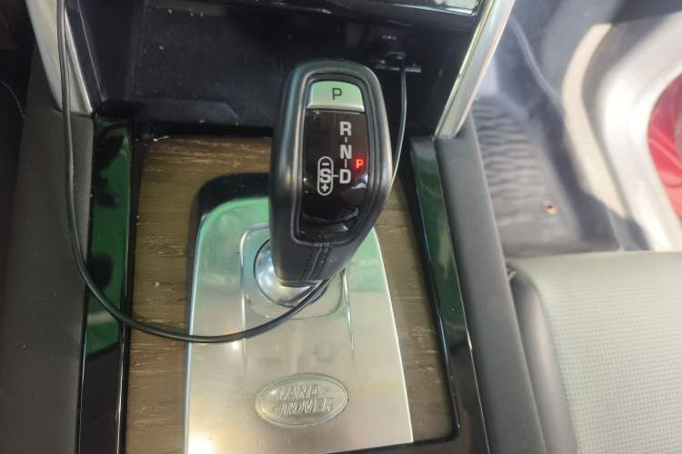 Used Land Rover Discovery Sport 2020 249 PS R-Dynamic Performance Tech Edition 7 Seats