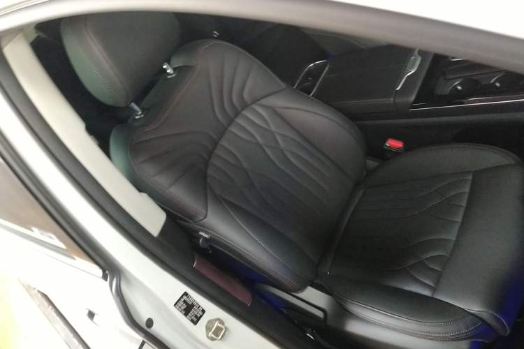 Used GAC Trumpchi M8 2024 Master Series 400T Prestige Edition
