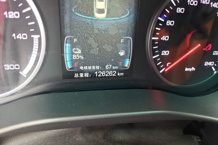 Used BYD Qin New Energy 2017 Qin 1.5T 100 Odometer Close Up