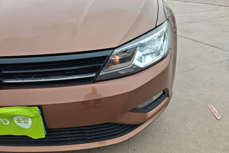 Used Volkswagen Lamando 2017 230TSI DSG Fashion Edition
