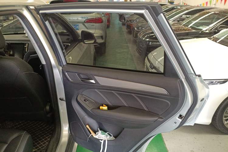 Used Roewe RX5 2020 20T Automatic 4G Connect Superior Flagship Edition
