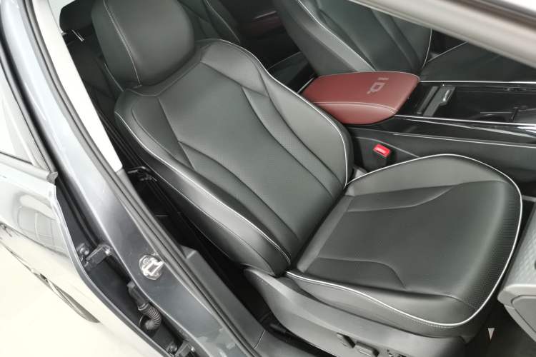 Used Volkswagen ID.6 X 2023 Upgraded Model Pure Long-Range Version
