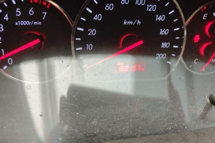 Used CHANGAN Alsvin V3 2015 1.4L Manual Meiruan Model China V Standard Odometer Close Up