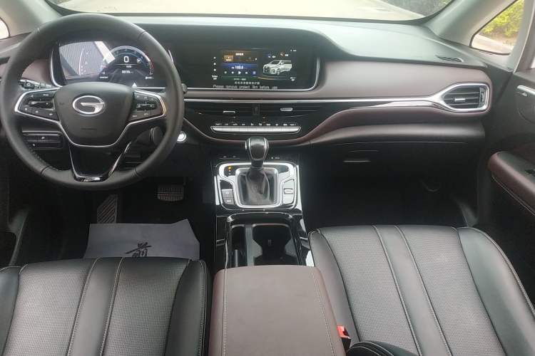 Used GAC Trumpchi M6 2023 PRO 270T DCT Luxury Edition Audio And AC Panel