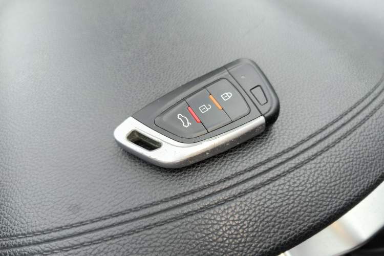 Used Soueast DX7 2017 1.5T Automatic Luxury Model