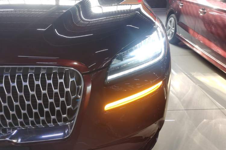 Used Lincoln Corsair 2022 2.0T Two-Wheel Drive Deluxe Edition
