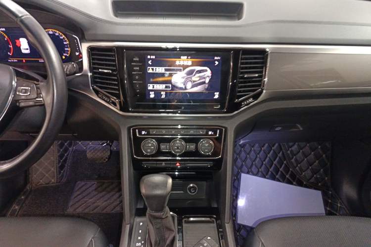 Used Volkswagen Teramont 2020 380TSI Four-Wheel Drive Luxury Version China VI Standard Audio And AC Panel