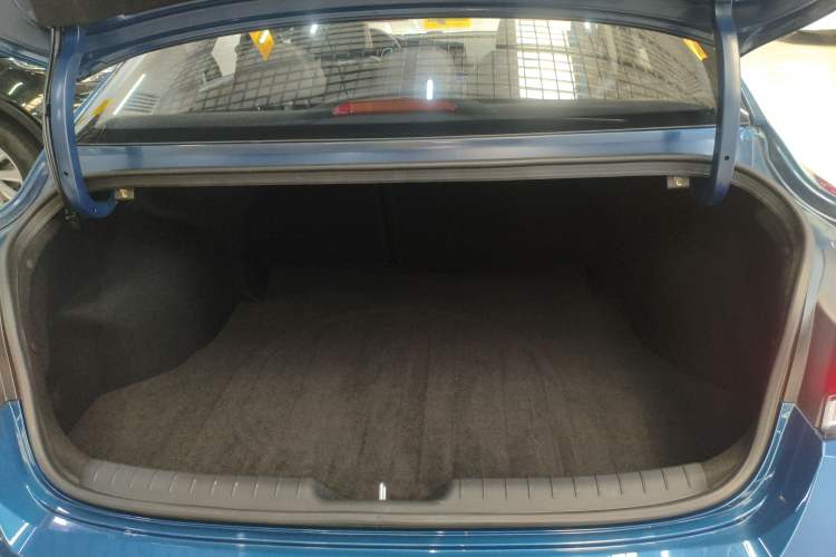 Used Hyundai Elantra 2023 1.5L CVT TOP Flagship Edition Trunk