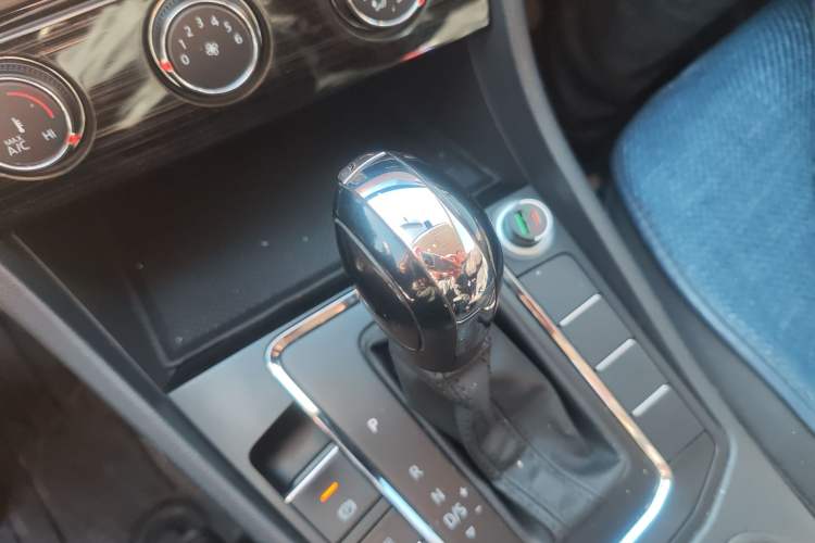 Used Volkswagen Bora 2019 1.5L Automatic Fashion Model
