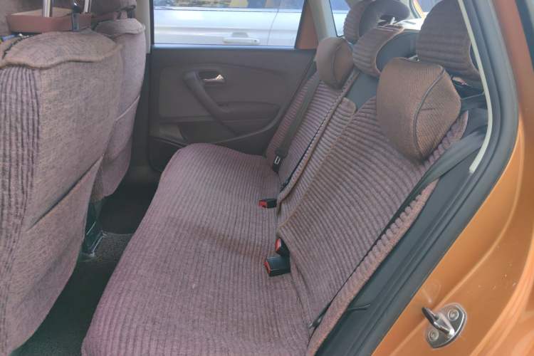 Used Volkswagen Polo 2014 1.6L Cross Polo Automatic