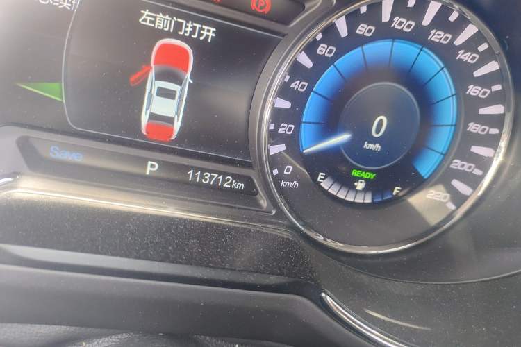 Used CHANGAN Eado New Energy 2018 1.0T PHEV Navigation Model Odometer Close Up