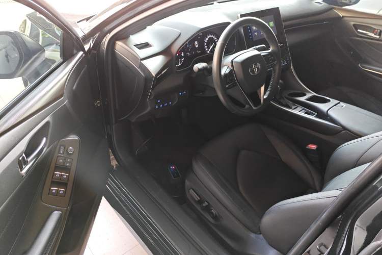 Used Toyota Avalon 2023 2.0L Premium Edition