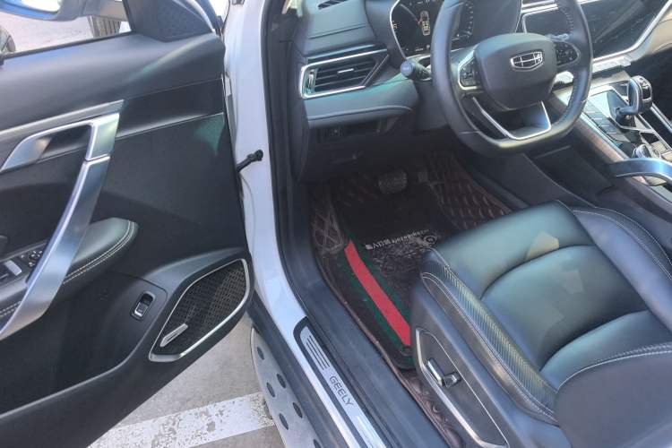 Used Geely Auto Emgrand X7 Sport 2020 1.8TD DCT ZhiZun PRO Driver Seat