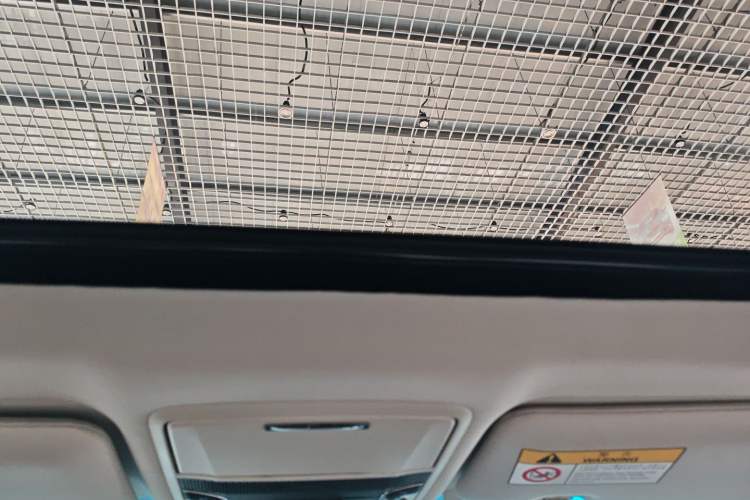 Used Honda Elysion 2022 2.0L eHEV Luxury First Edition