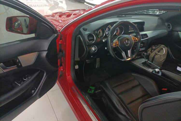 Used Mercedes-Benz C-Class 2013 C 180 Classic Grand Edition Driver Seat