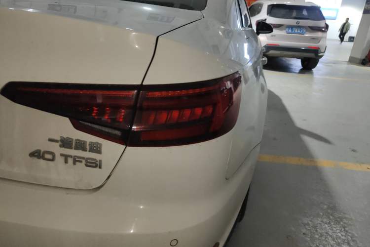 Used Audi A4L 2019 40 TFSI Fashion Version China V
