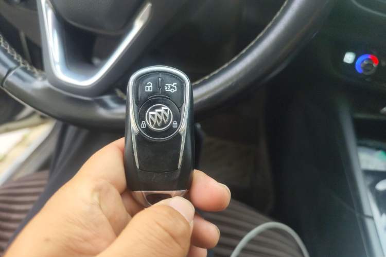 Used Buick Regal 2017 20T Elite Edition Vehicle Key