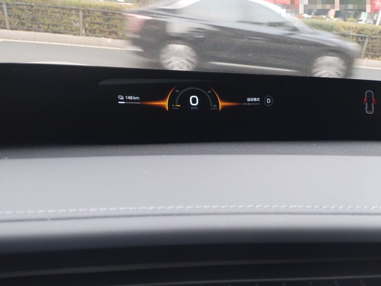 Xiaomi Auto YU7 2025 Ultra-Long Range All-Wheel Drive Pro Version — снимка 11