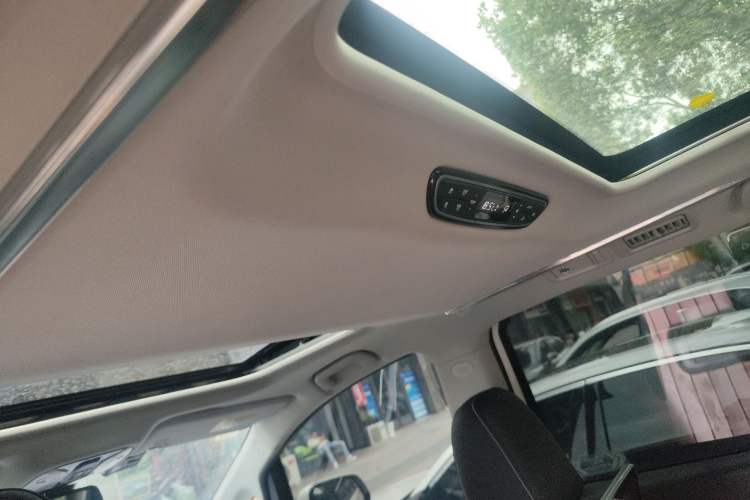 Used GAC Trumpchi M8 2020 Flagship 390T Navigation Model Headliner