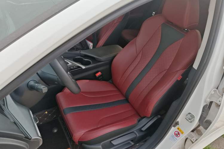 Used CHANGAN Eado 2021 PLUS Blue Whale NE 1.4T GDI DCT Prestige Model Left Front Seat