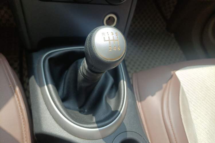 Used Nissan Qashqai 2015 2.0 XL Cool Fire MT 2WD