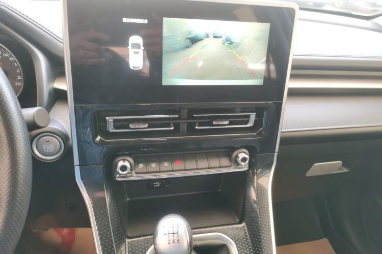 Used Haval M6 2021 PLUS 1.5T Manual Luxury Smart Connectivity Model