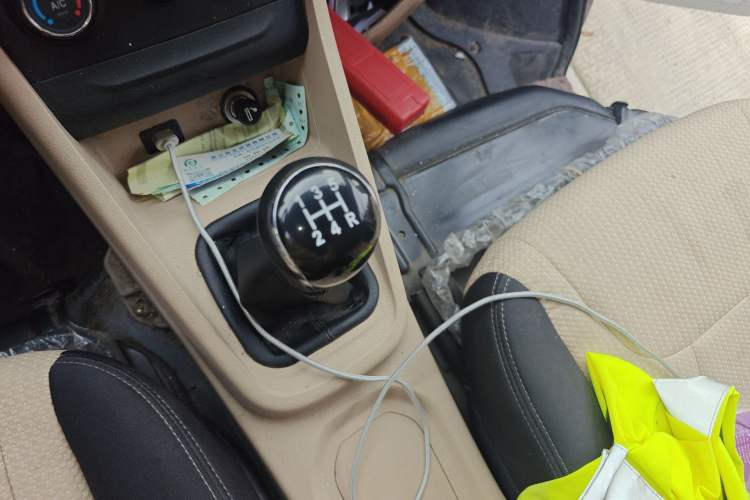 Used CHANGAN KUAYUE Xing V5 2021 1.5L Fortune-Attracting Edition Comfort Model JL473QH Gear Lever