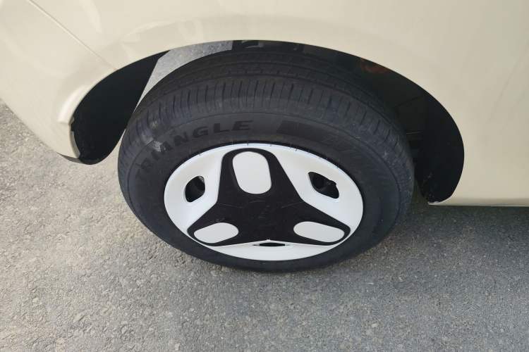Used Geely Galaxy Panda 2025 210 km – Yuanqi Bear
