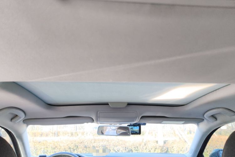 Used Volkswagen Lamando 2015 230TSI Manual Trend Edition