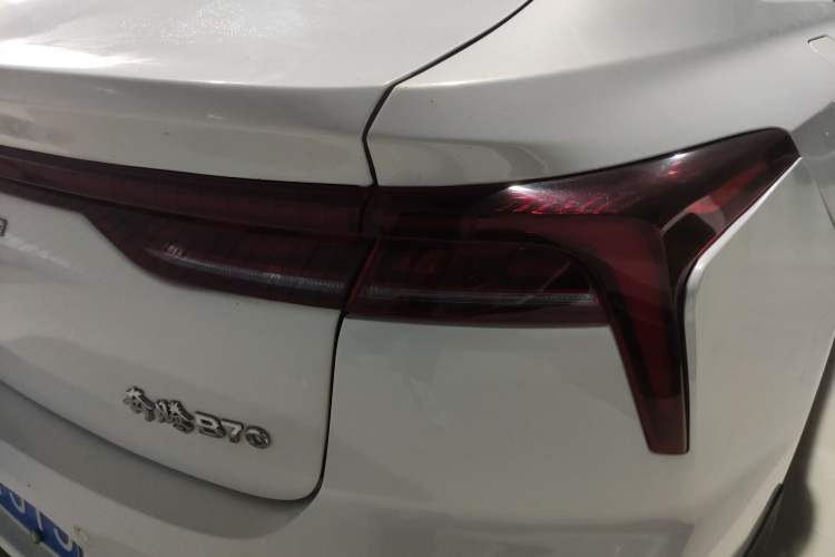 Used Bestune B70 2022 Third Generation 1.5T Automatic Premium Edition Right Rear Taillight
