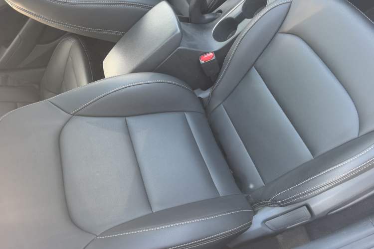 Used Hyundai Elantra (6th Generation / Lingdong) 2016 1.6L Automatic ZhiXuan – Elite Version
