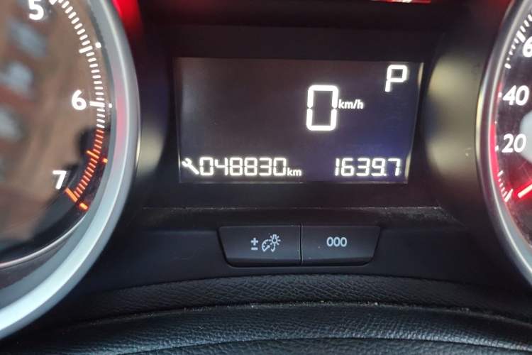 Used Peugeot 408 2018 Revised 350THP Automatic Luxury Edition Odometer Close Up