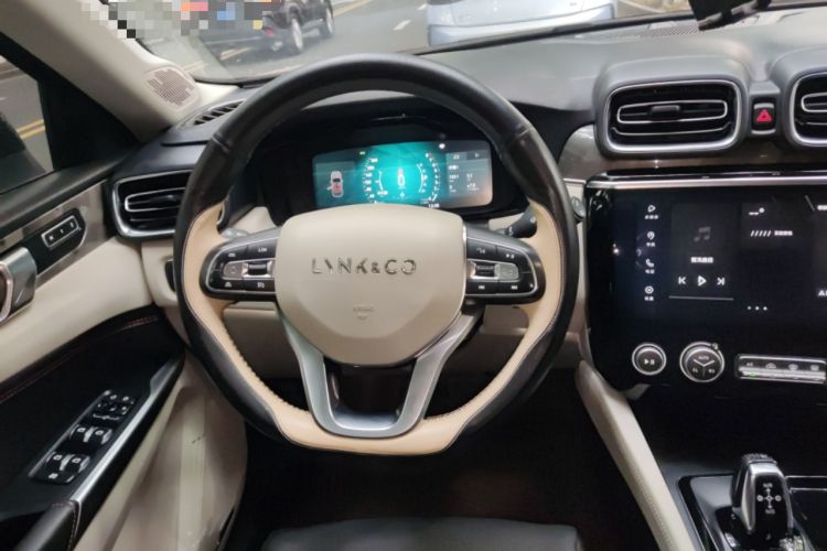 Used Lynk & Co 02 2019 1.5T DCT Two-Wheel Drive Shine Pro Edition China VI Standard
