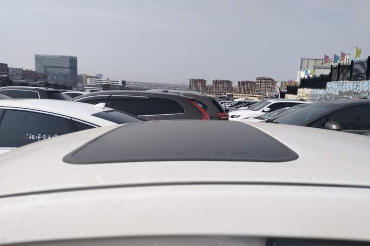 Used CHANGAN Eado DT 2019 1.6L Manual Comfort Model China VI Standard
