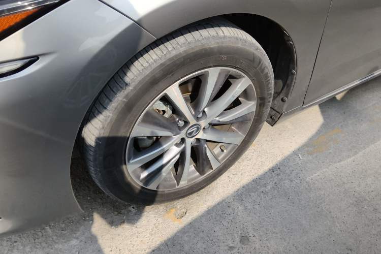 Used Lexus ES 2020 300h Premier Edition