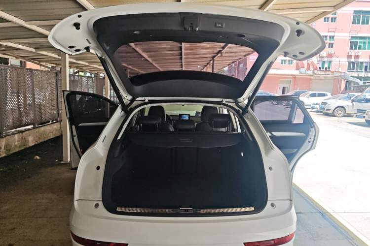 Used Audi Q3 2017 30 TFSI Fashion Model
