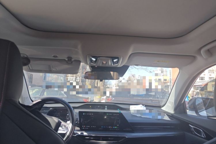 Used CHANGAN OSHAN Z6 2022 Blue Whale 1.5T DCT Smart Navigation Model