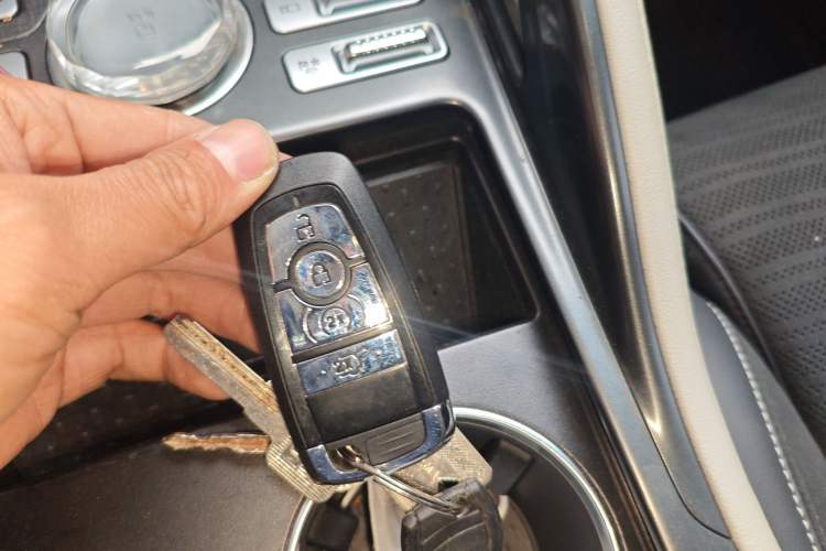 Used Lincoln Nautilus 2023 2.0T All-Wheel-Drive Zunrui Hybrid Version
