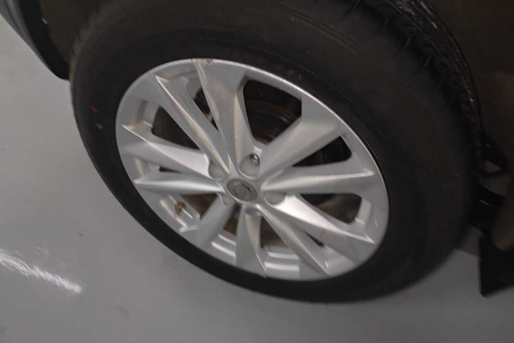 Used Nissan Qashqai 2017 2.0L CVT Elite Edition China V Standard Right Rear Wheel Hub