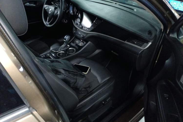 Used Buick Verano 2015 Sedan 20T Dual-Clutch Elite Model