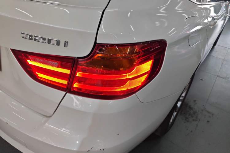 Used BMW 3 Series GT 2016 320i Fashion Model
