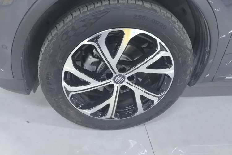 Used BYD Tang New Energy 2025 Intelligent Driving Version DM-i 115KM Flagship Edition Left Front Wheel Hub